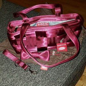 Harveys seatbelt bag small satchel & accessories!